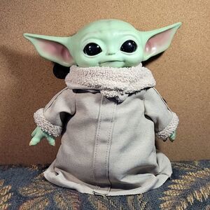 Star Wars Grogu Plush Toy, 11" "The Child" Character from The Mandalorian